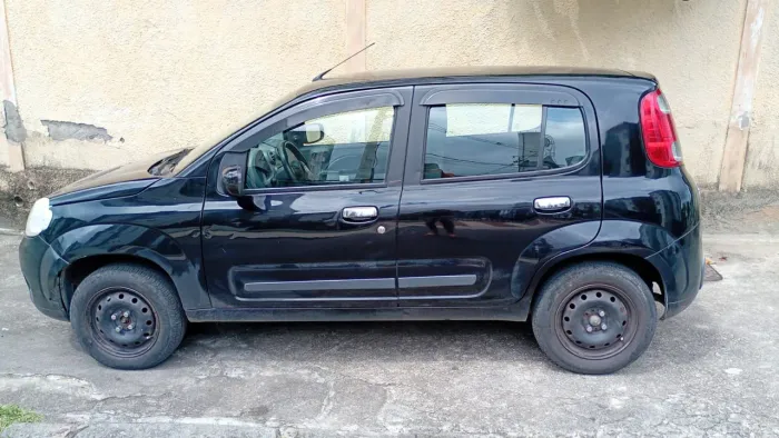 Fiat Uno Vivace Celeb. 1.0 EVO F.flex 8V 5P 2012