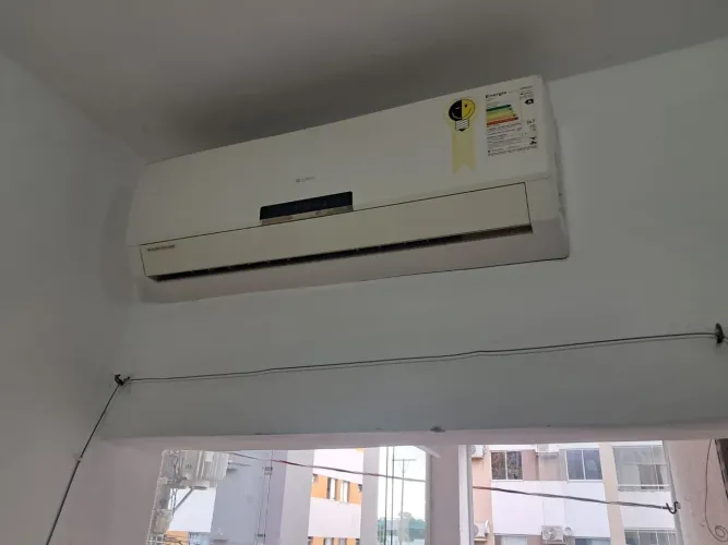 Ar-condicionado gree 13000 btus ja con instalação inclusa 1500 reais ja esta igienizado
