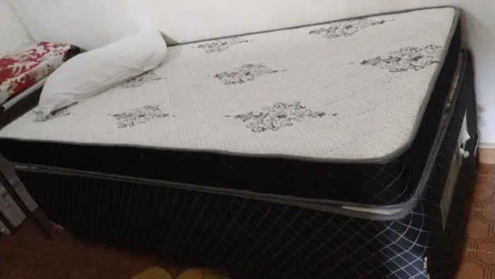 Cama box+Colchão solteiro Gazin d33