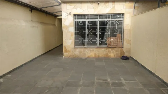 Sobrado à venda ou para alugar com 3 quartos, sendo 2 suítes, em Vila Mascote, São Paulo -