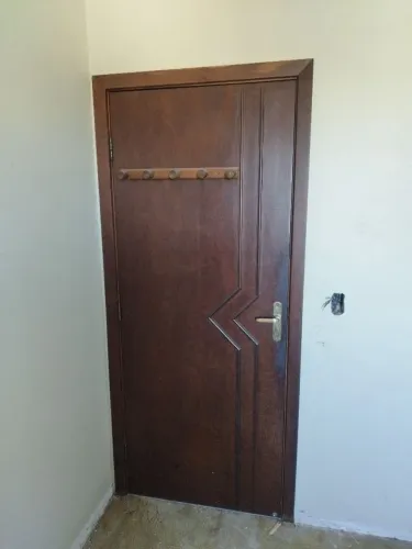 Vendo 4 portas 80x2.00 com batentes 14 + guarnições 