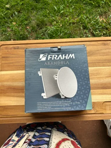 Arandela de Teto Frahm 80W Borderless - Tela de Alumínio, Nova