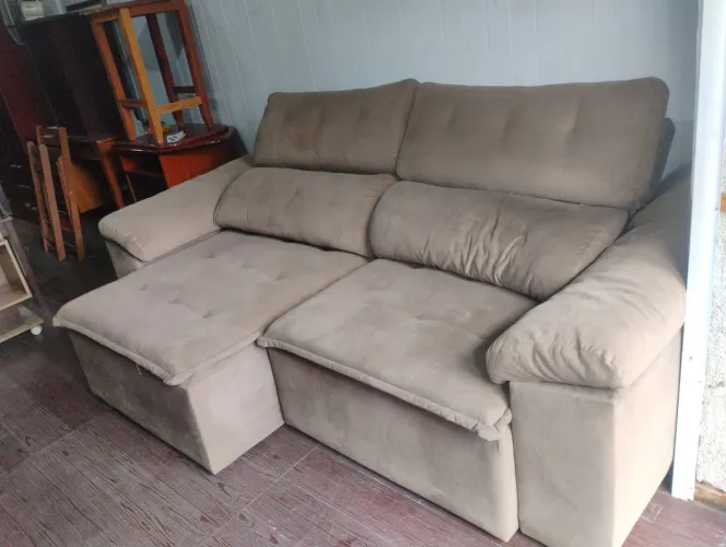 Sofá retrátil e reclinável / chaise 