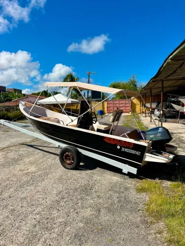 LANCHA ZAGAIA 5.5 + MOTOR 30 HP + CARRETINHA | APENAS 18H DE USO