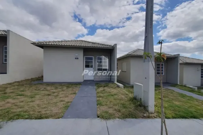 Casa em condomínio para aluguel com 2 quartos