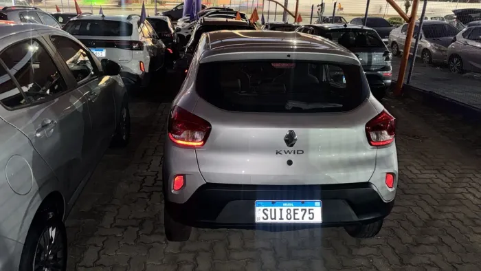 Alugo carro novo