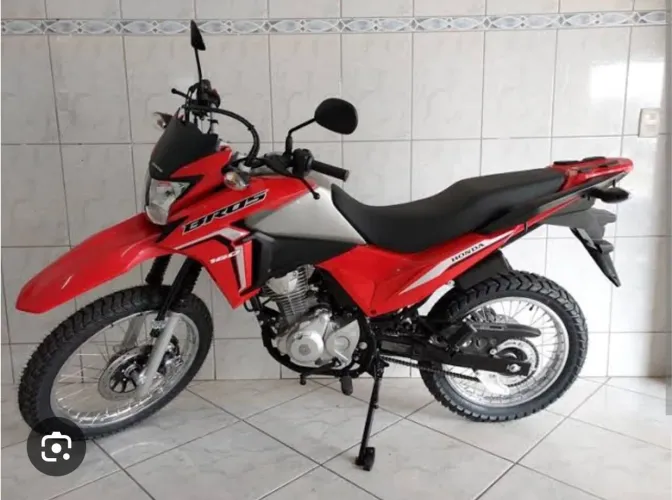 Vendo Bros 23/23 único dono