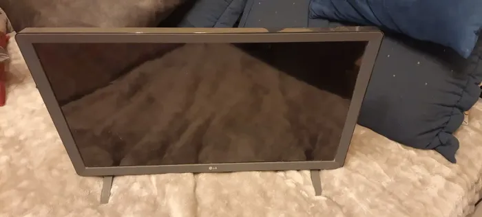 Tv LG SMART 24"