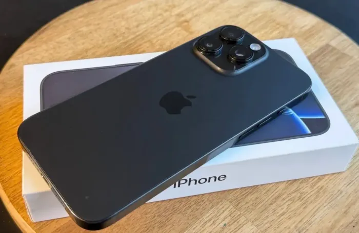 iPhone 16 pro Max 256 gigas troco por 17 pro 