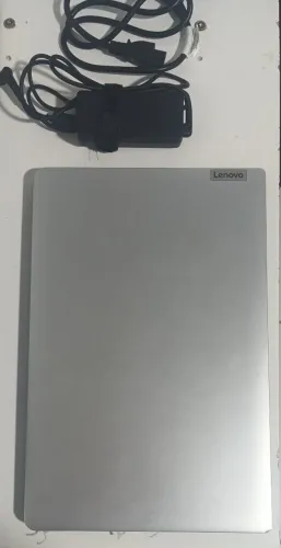 Notebook Lenovo IdeaPad 1 15AMN7 Ryzen 3 - Leia a descrição