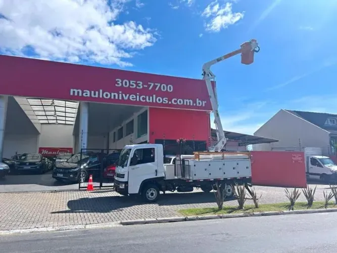 Plataforma Aérea VHC 10,5m instalada no Delivery Express - Alta performance