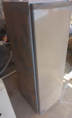 Geladeira funcionando perfeitamente usada