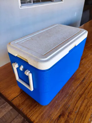 Caixa Térmica Coleman 28Qt 26,5 litros