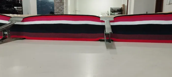 Cortador de peças industrial e lingerie 