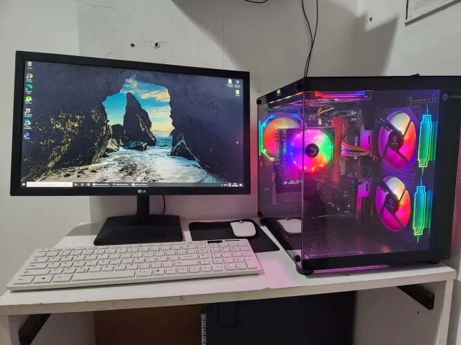 Pc Gamer - Ryzen 5 5600g + 16Gb DDR4 + Gigabyte A520
