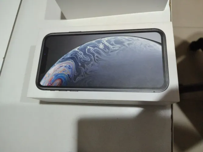 Caixa de iPhone XR 64GB