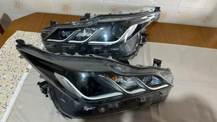 Par de faróis corolla xei 2020 a 2024 original