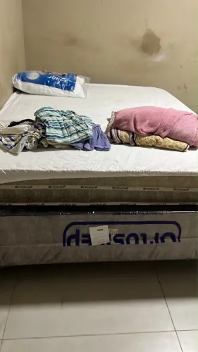 Cama box de casal novo