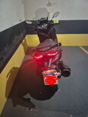Moto Yamaha XMax 300 2026 Preta