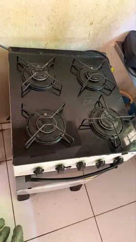 Fogão 4 bocas com mesa de vidro