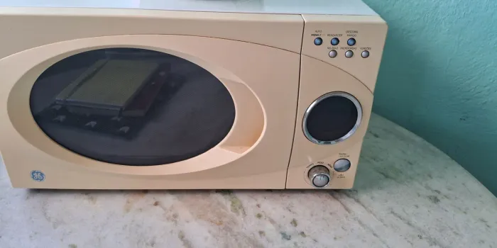microondas antigo para retirada de peças/conserto