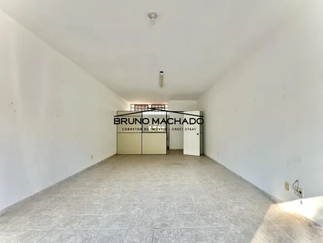 Ponto Comercial para Locação em Curitiba, Santa Cândida, 1 banheiro, 5 vagas