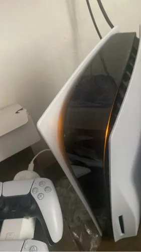 Ps5 com controles e jogos 