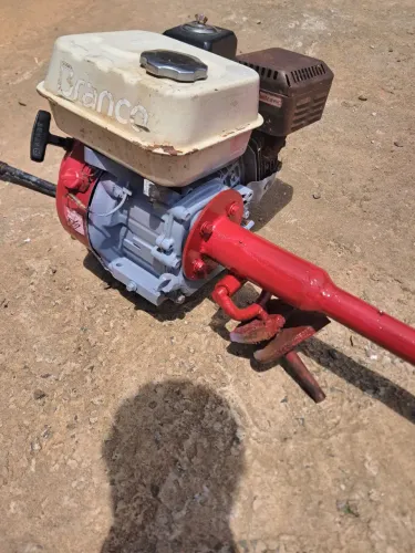 Motor da marca branco potente 5 cavalos
