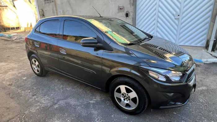 Chevrolet Onix Hatch LT 1.0 8V Flex Mec. 4P 2018