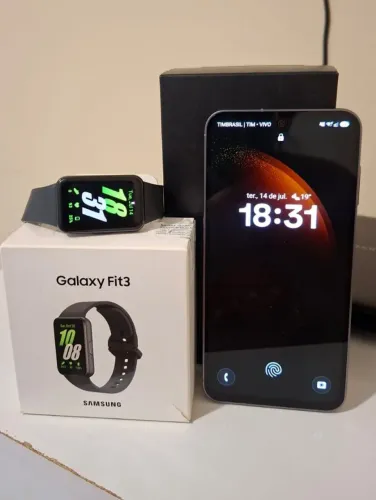 Samsung Galaxy S23 FE + Galaxy Fit 3