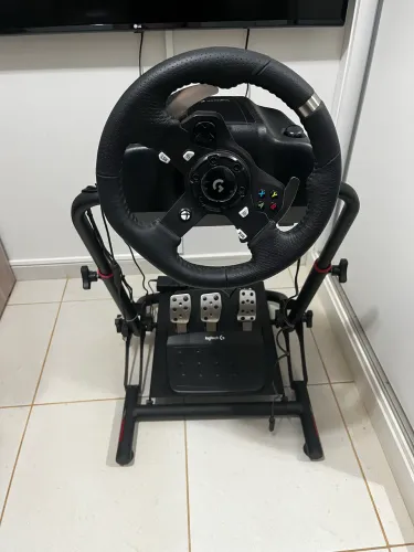 Volante Logitech g929 + cockpit extreme
