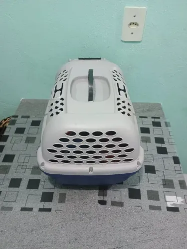 Caixa transportadora 