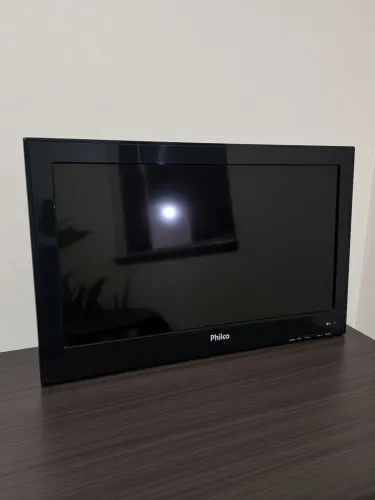 TV Monitor Philco 24? LED