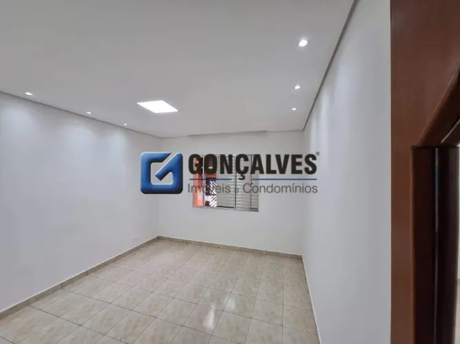 Casa para Alugar em São Bernardo do Campo (Planalto) | 2 Dorms | 2 Vagas