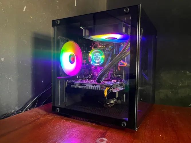Pc gamer I5 9° Gen | Placa de vídeo 4gb Gddr5 | Memória ram 8gb DDR4 | SSD 128gb + 500