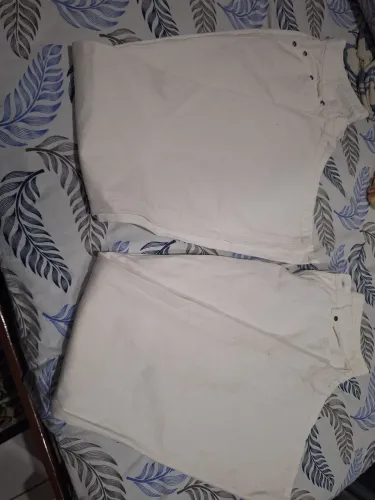 Calça branca tam 40