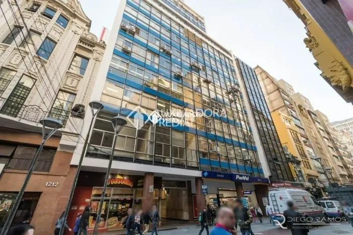 Excelente oportunidade de comprar sala comercial no centro
