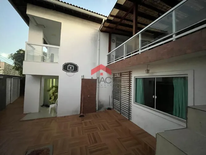 Casa para Venda em Lauro de Freitas, CENTRO, 3 dormitórios, 3 suítes, 5 banheiros, 3 vagas