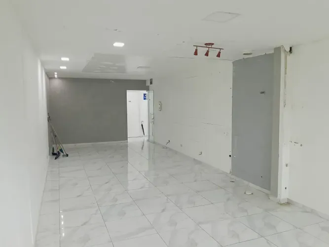 Sala Comercial para locação com 50 metros quadrados em Boqueirão - Praia Grande - SP