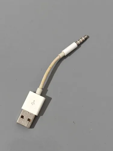 Cabo de áudio auxiliar USB A para 3,5mm adaptador fone de ouvido e alto falante convers