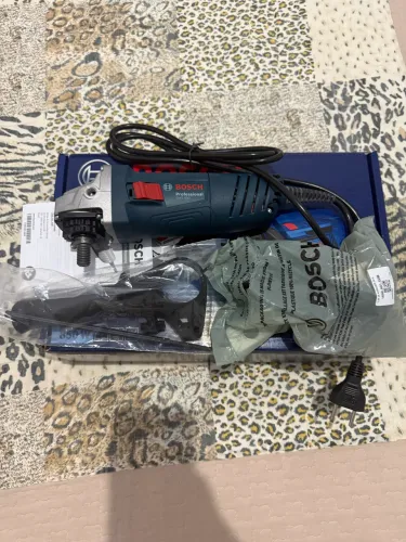 Esmerilhadeira da Bosch angular GWS 850 de 4 1/2'' 850W 127V