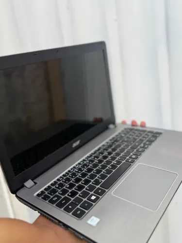 Notebook Gamer Acer i7 / 8GB / SSD + HD 1TB / Placa de Vídeo 4GB Nvidia