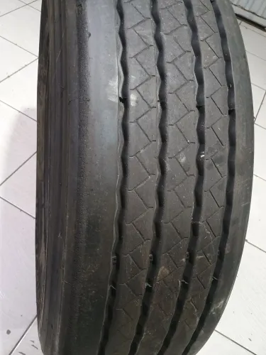 Pneu 295/80R22.5