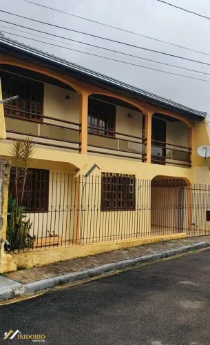SOBRADO DE CONDOMÍNIO NO SANTA CÂNDIDA! 05 QUARTOS, 02 GARAGEM