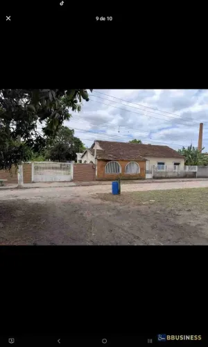 Casa com Terreno Amplo, Ideal para Moradia ou Negócios, 4.000 m² - Parque Jardim Carioca,