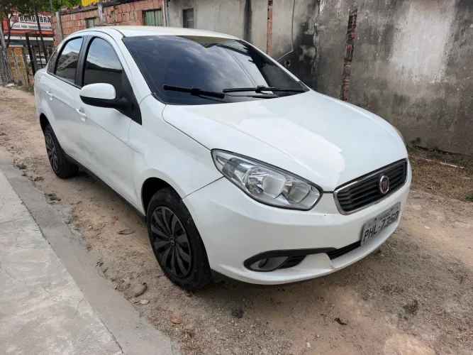Fiat Grand Siena Attrac. 1.4 EVO F.flex 8V 2017