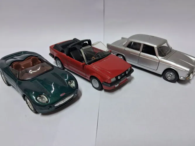 Carrinhos miniatura