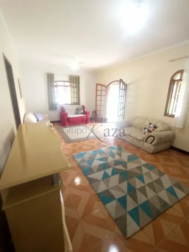 Chácara Rural - Taquari - CASA SEDE 376m² - 4 Dormitórios - Estuda Carro/Caminhonete/APTO 