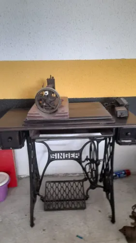 Máquina de costura Singer (raridade)