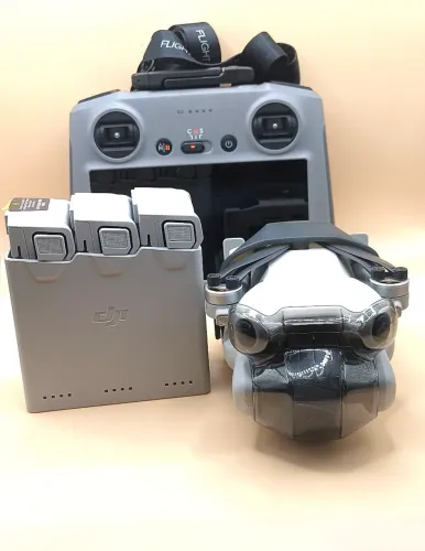 Drone profissional Dji mini 4 pro kit combo plus com tela completo funcionando 100%  .